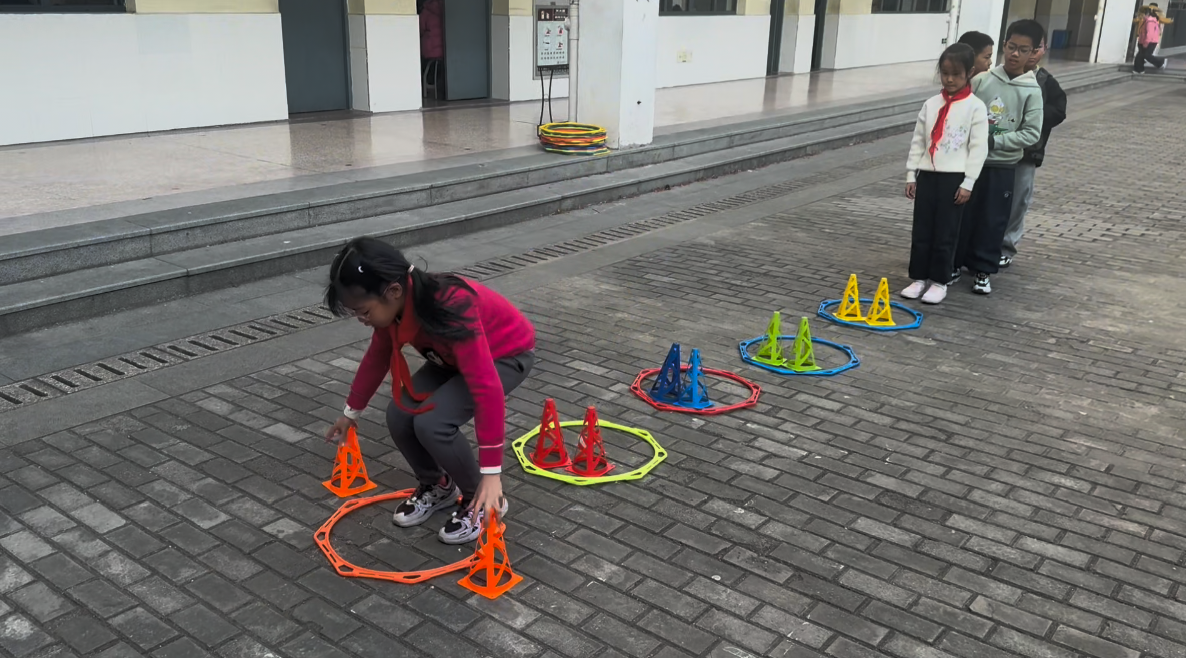 张家港市东渡实验学校：趣味敏捷圈